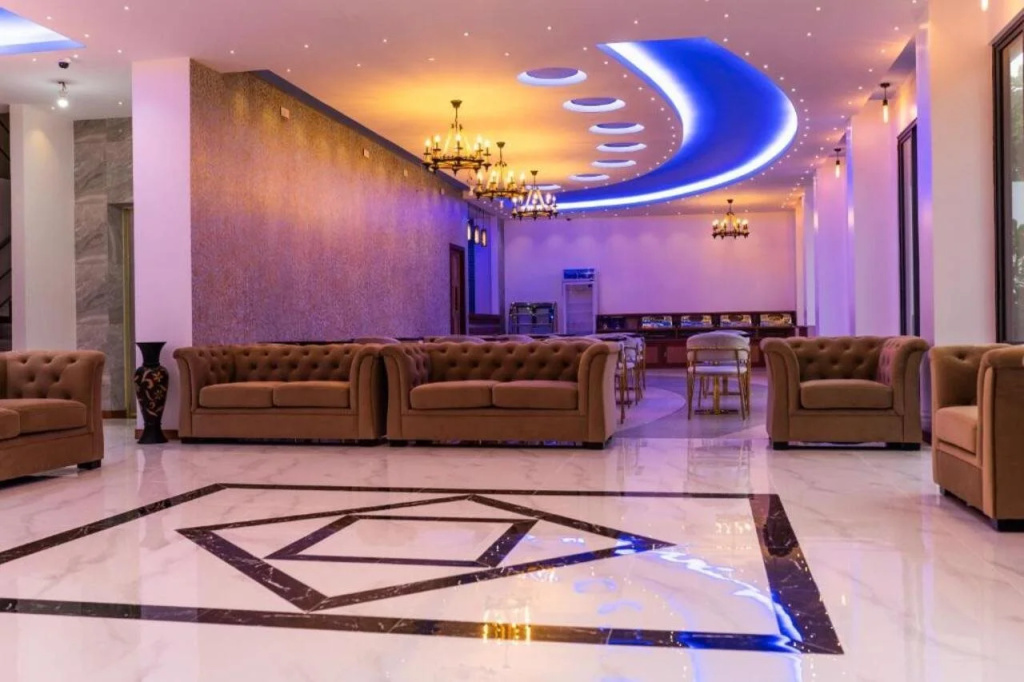 Ari Grand Hotel & Spa
