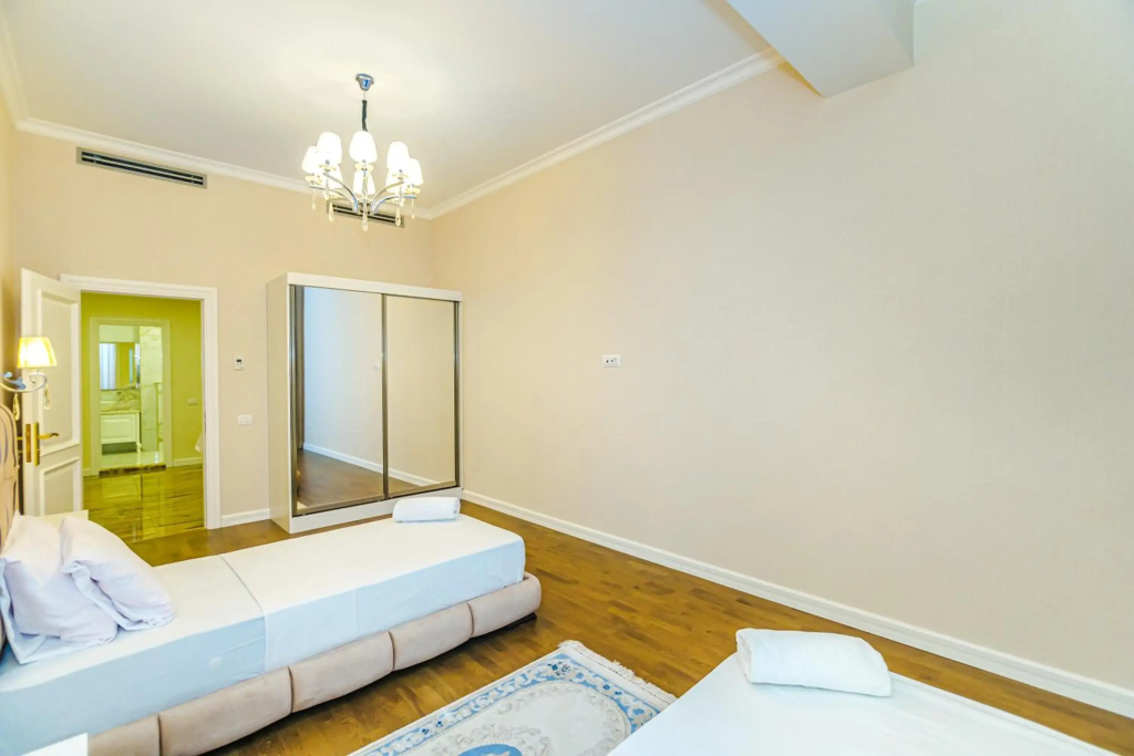 VIP Apartment in Buta palace 703
