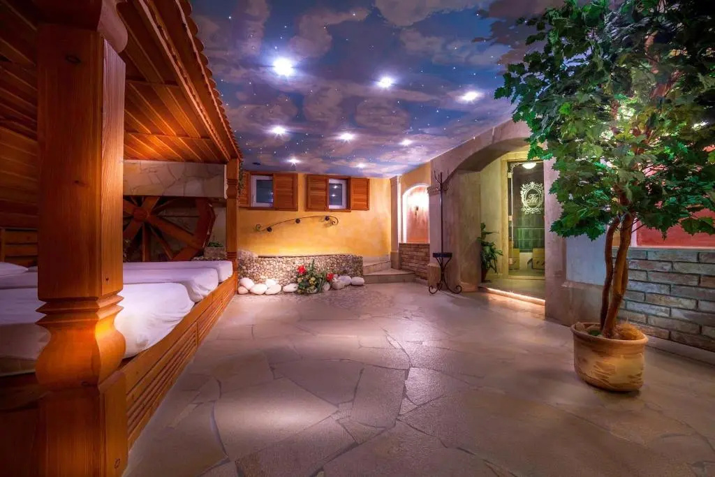 Villa Medici Hotel & Restaurant