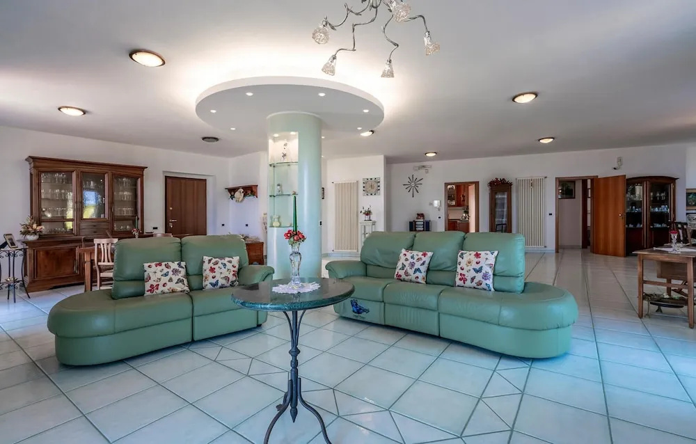 Nice Home In Belsito With Wifi