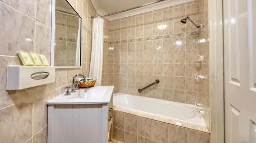 Canowindra Riverview Motel