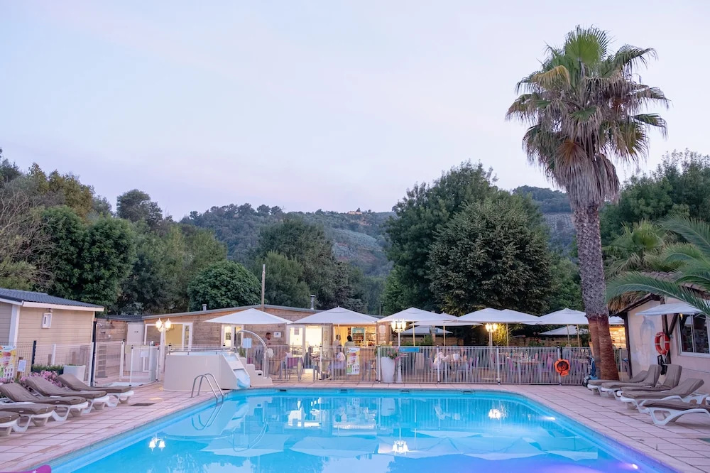 Camping Parc des Monges