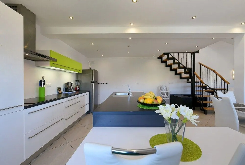 Apartment 1955
