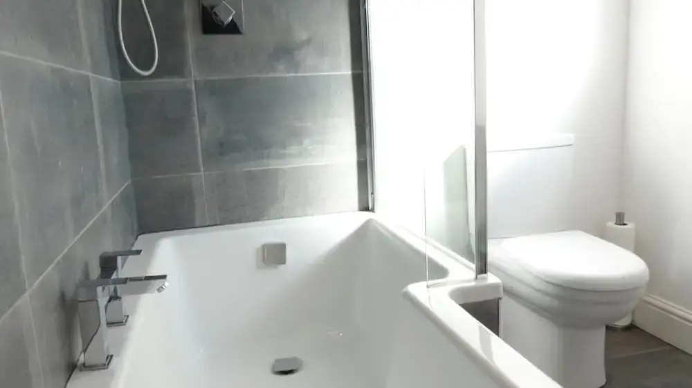 Private Bathroom Rooms- Near Heathrow - Near Shops