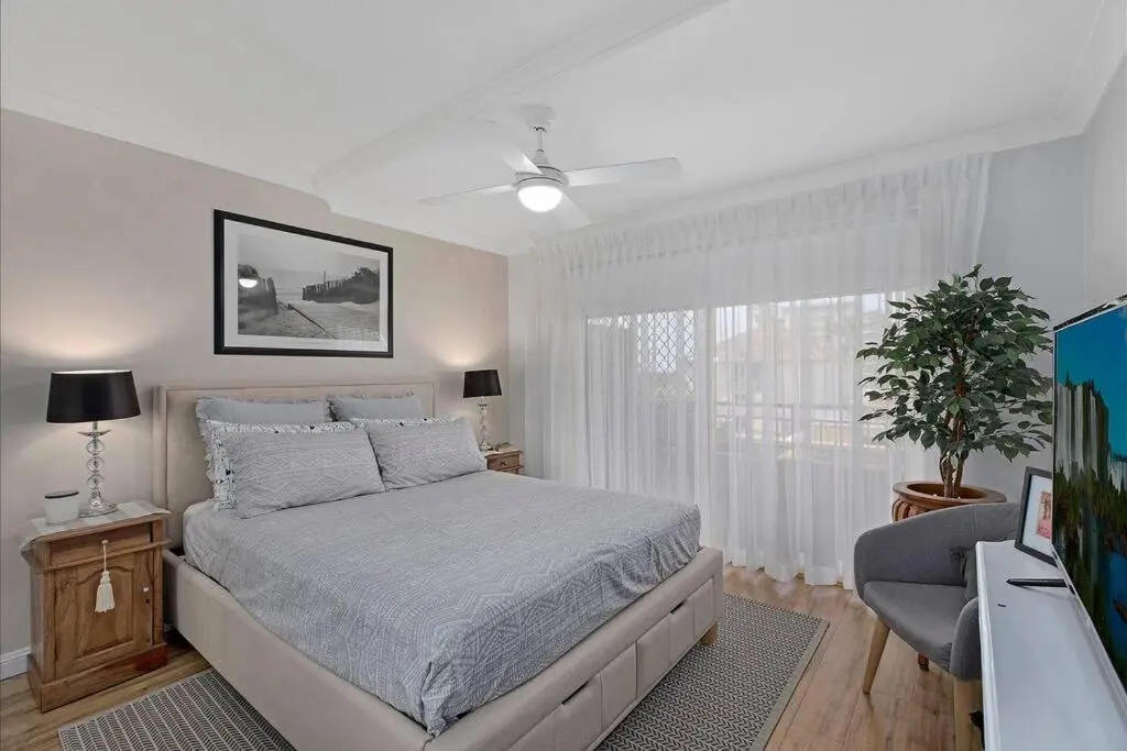 Spacious 2BR near The Entrance Beach - 7Min Walk!