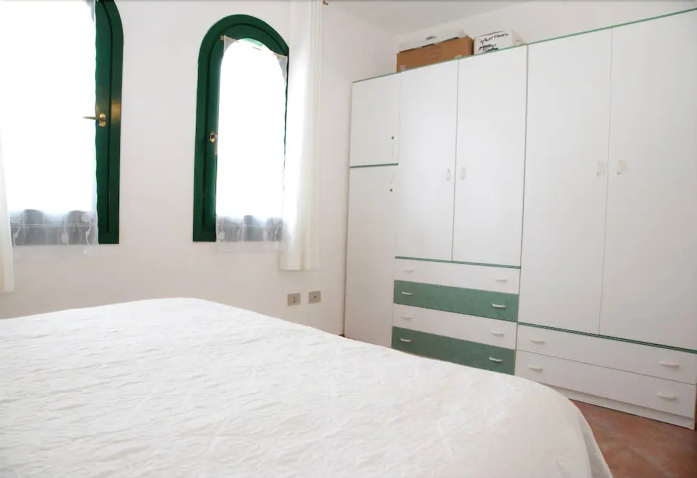 San Teodoro Suaredda Apartments