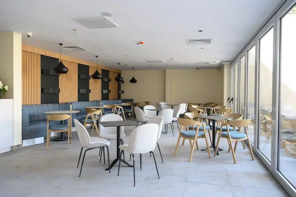 Poseidon Beach Resort - a NEWLY Built 5-Star HOTEL - PREMIUM ALL INCLUSIVE, FREE Riviera Beach Access, EV station