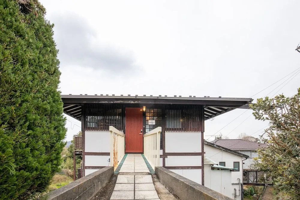 Izu Ricca