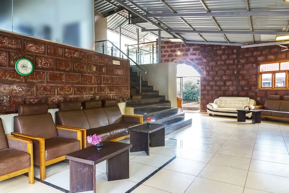 Hotel Vhyomaan by OYO Rooms