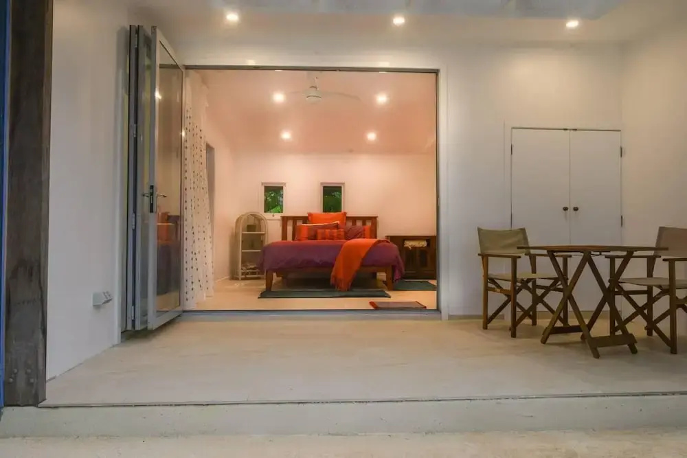 Renovated 2-Bed Cottage - Sleeps 4 - Free Parking