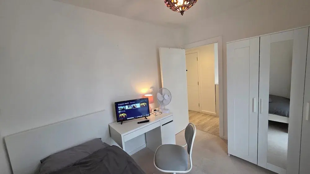 3 bedroom apartment from F&A properties