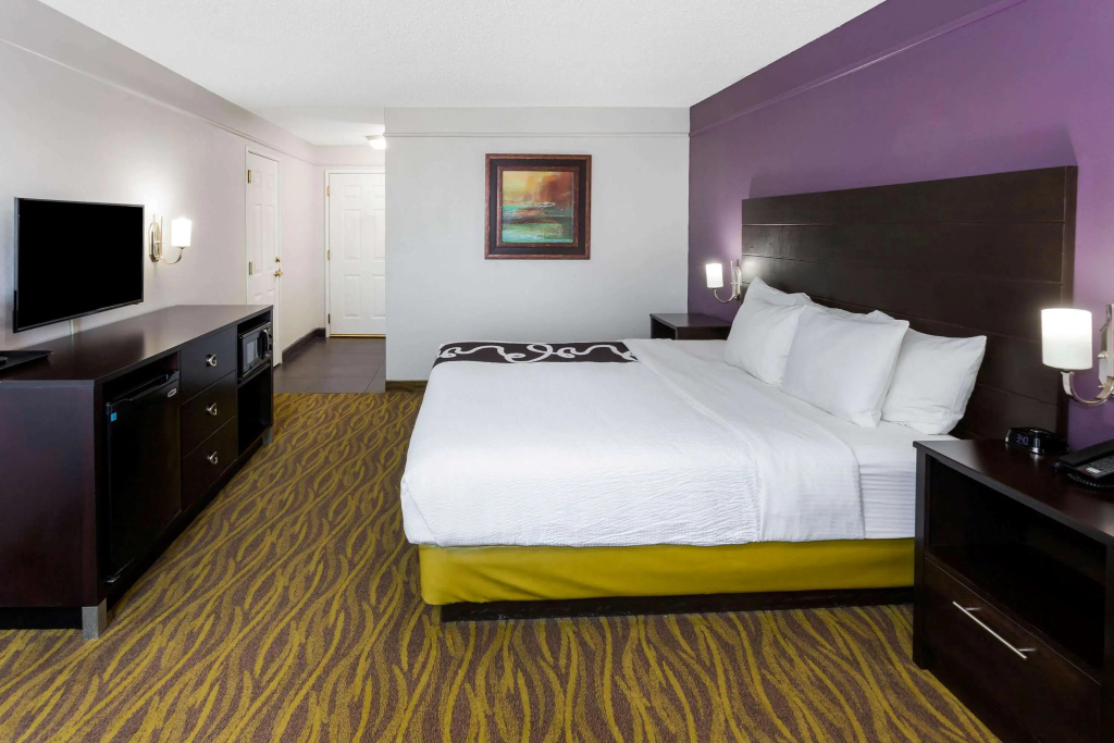 La Quinta by Wyndham Laredo Airport