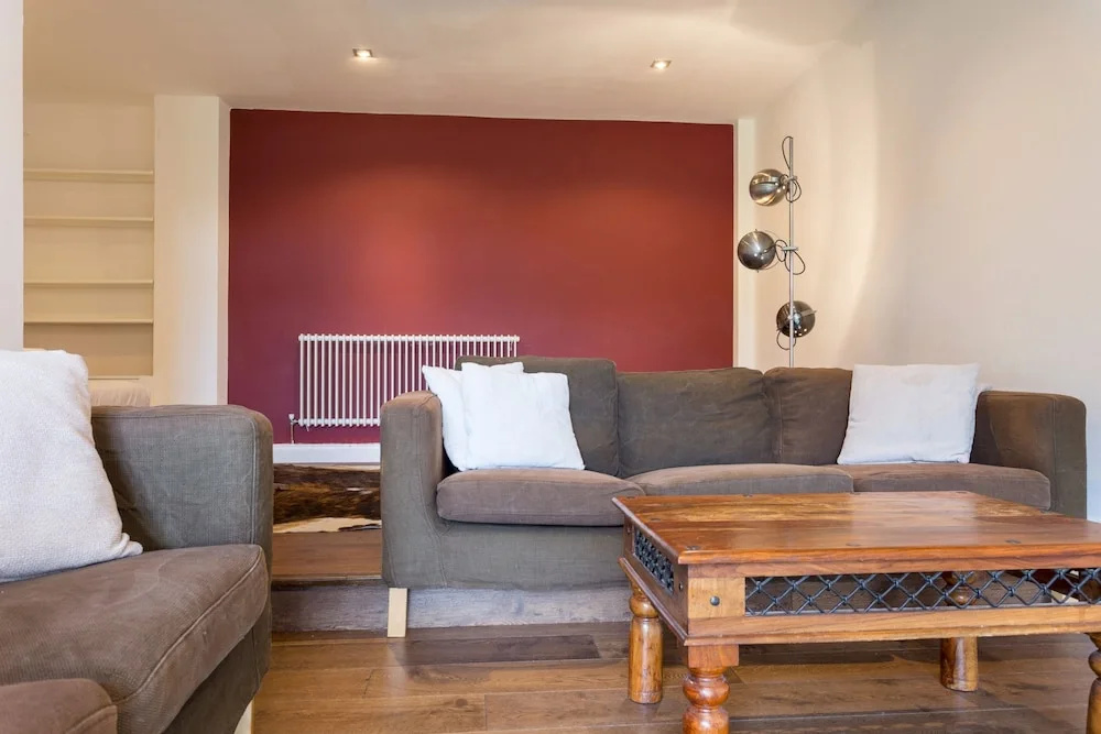 Converted Church Home with Parking, Sleeps 6