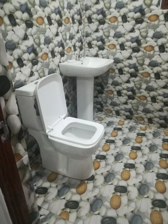 City Royal White Tourist Rest
