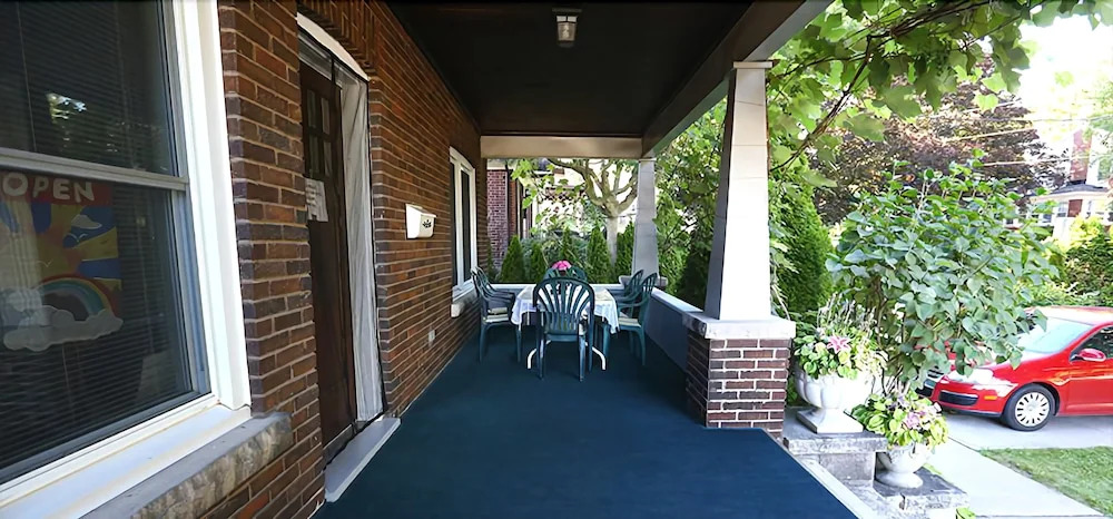 Rainbow Bed & Breakfast