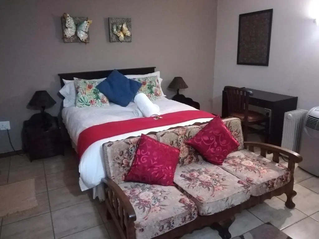 Harties Lake House - 10 Sleeper Hartbeespoort dam
