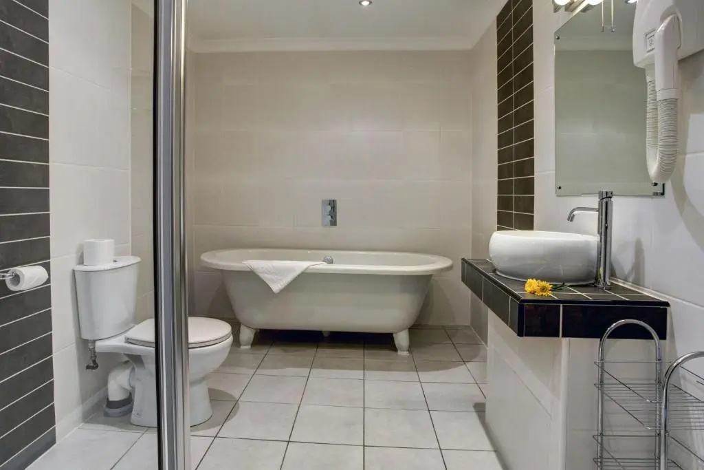 Lake District Castle Inn Hotel & Spa
