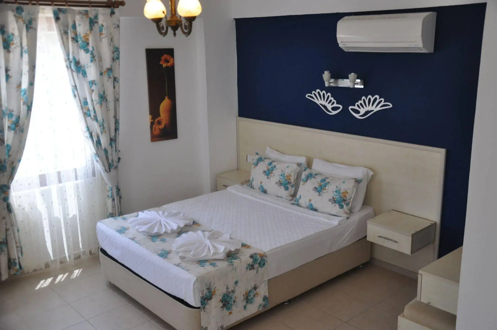 Lacivert Boutique Hotel