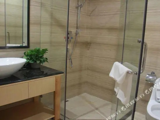 Yufeng International Hotel