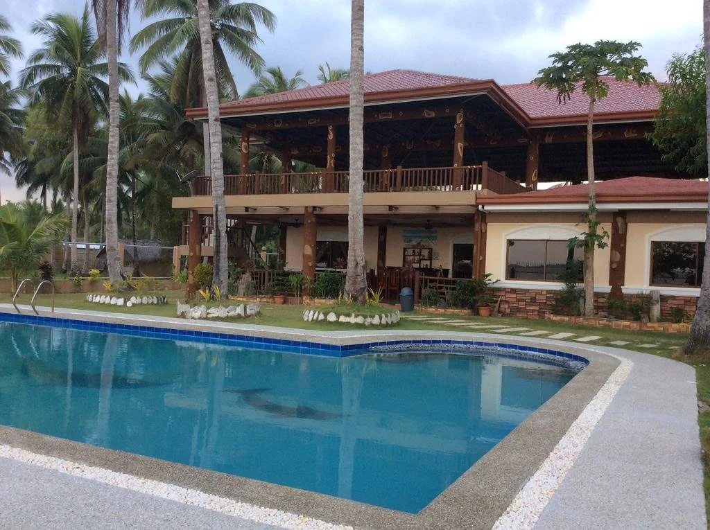 Edie's Bahay Aplaya and Spa
