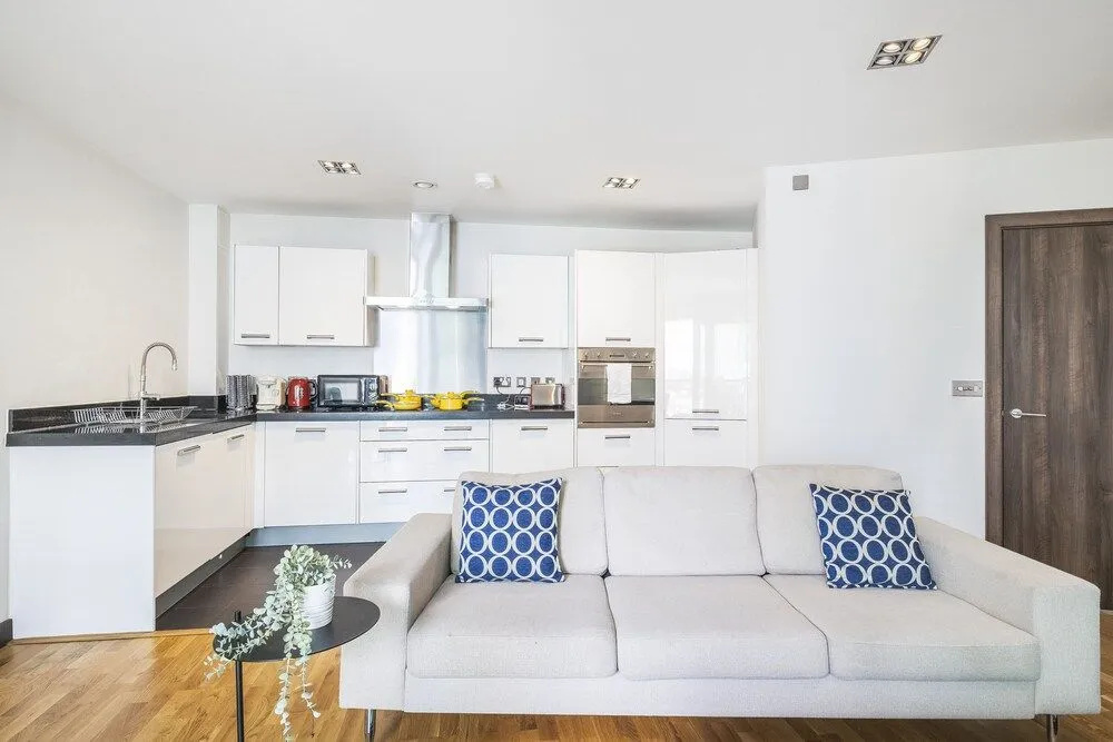 My Serviced Space - Bridges Court Road