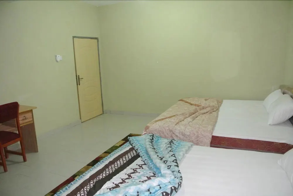 Bineys Hotel