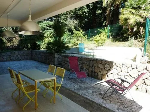 Tourelles Garden