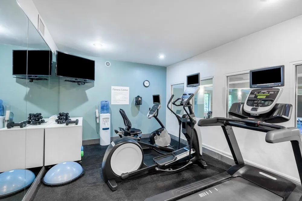 Holiday Inn Express & Suites Tell City by IHG