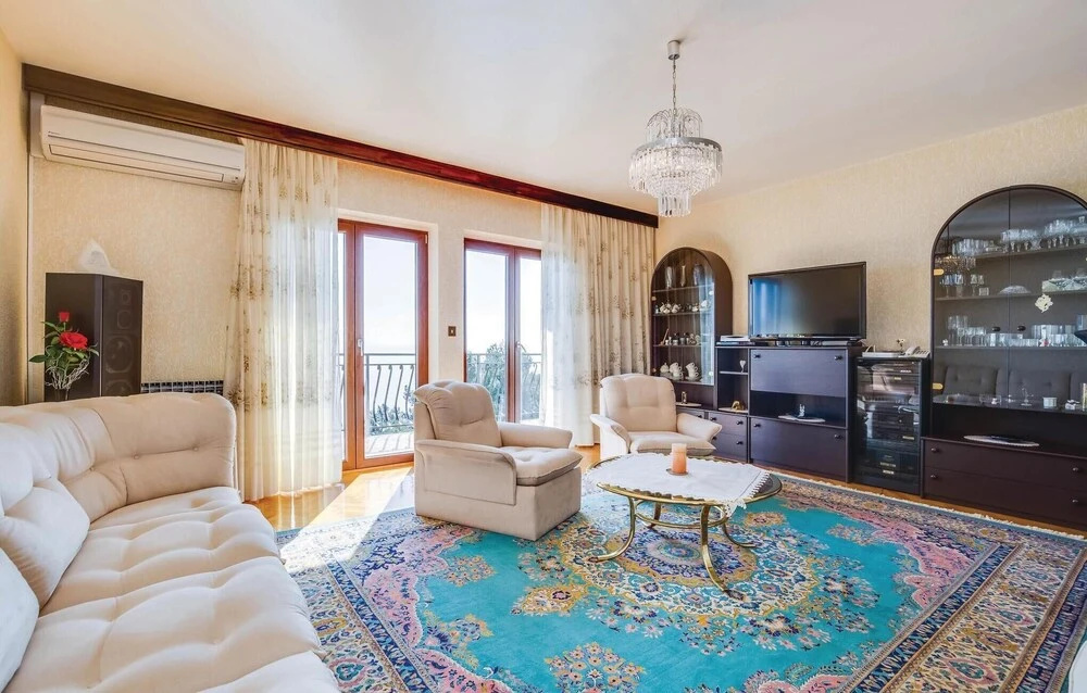 Nice Home in Lovran With Wifi and 2 Bedrooms