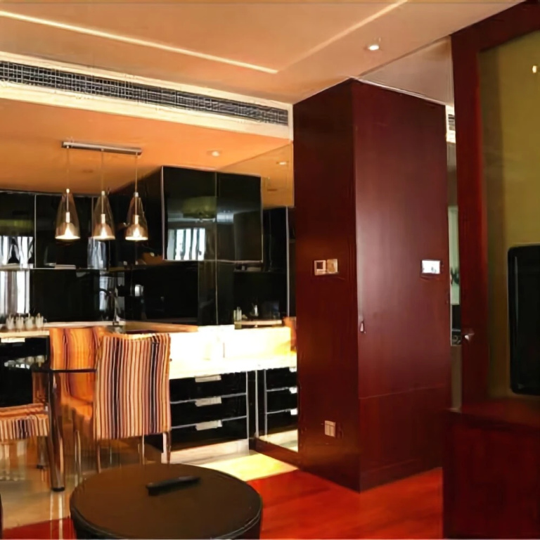 Tianjin Centre 100 Hotel
