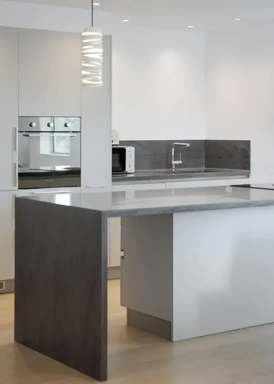 Vouliagmeni Serenity Residence