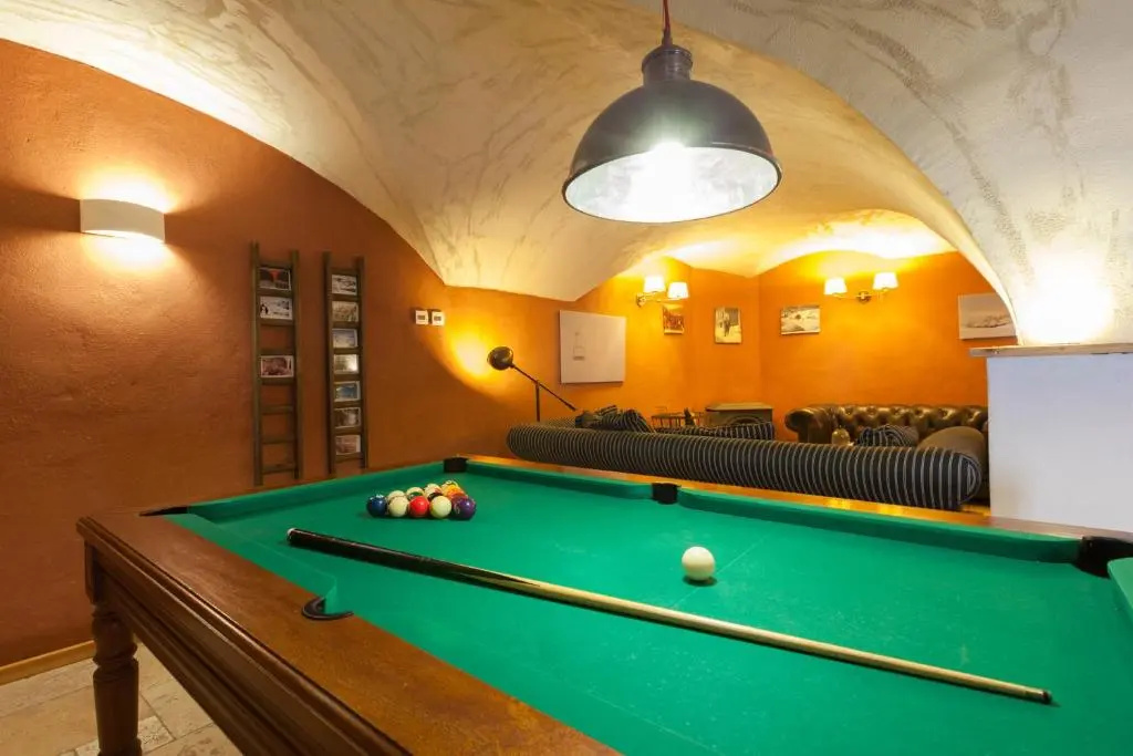 Chalet,14 p, 230m2,sauna,billard,source