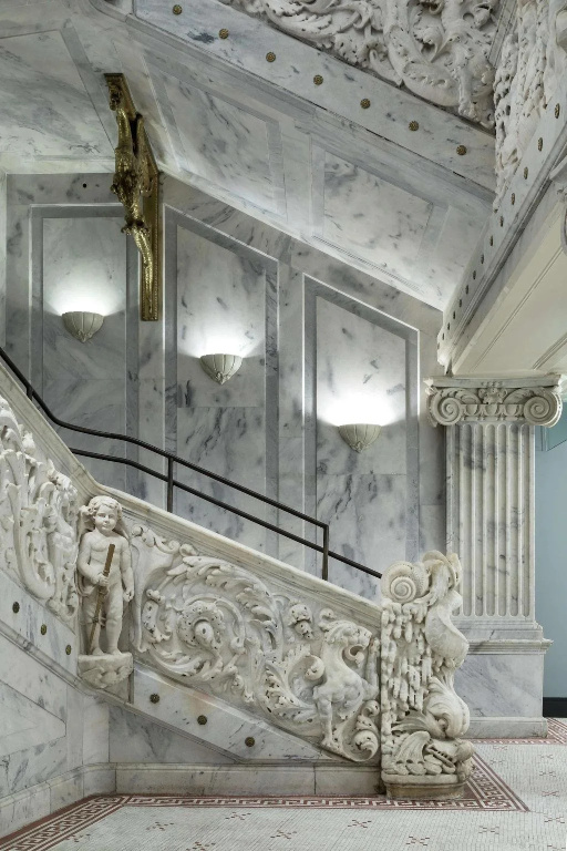 The Candler Hotel Atlanta, Curio Collection by Hilton