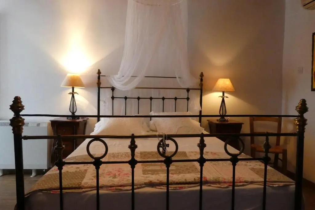 Lola's Cottage & Garden