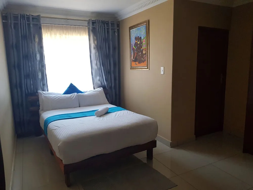 Ekuthuleni Guest house vosloorus