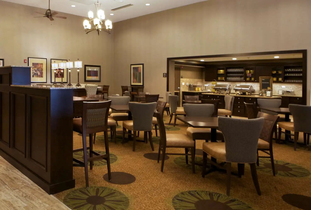 Homewood Suites by Hilton Coralville - Iowa River Landing