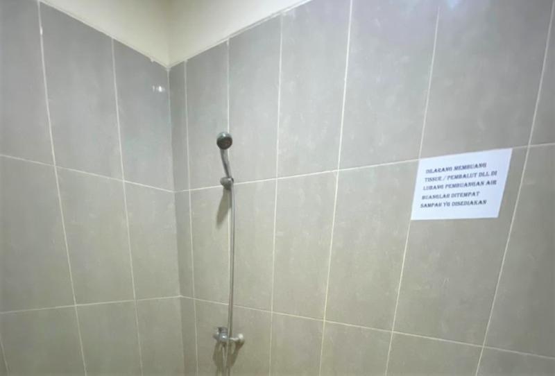 OYO 91182 Kos'ta Homestay Makassar
