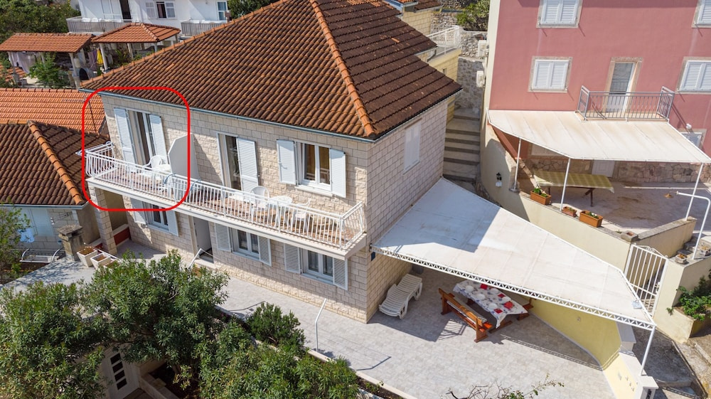 S1 - Studio Just 50m From the Beach With sea View