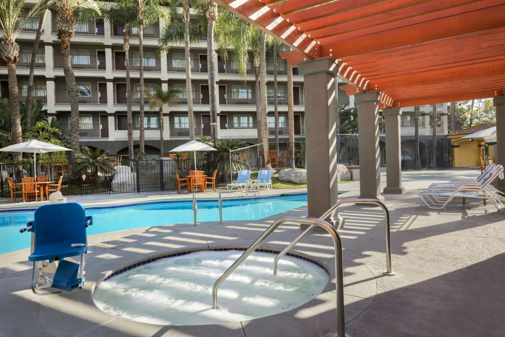 Four Points by Sheraton Anaheim
