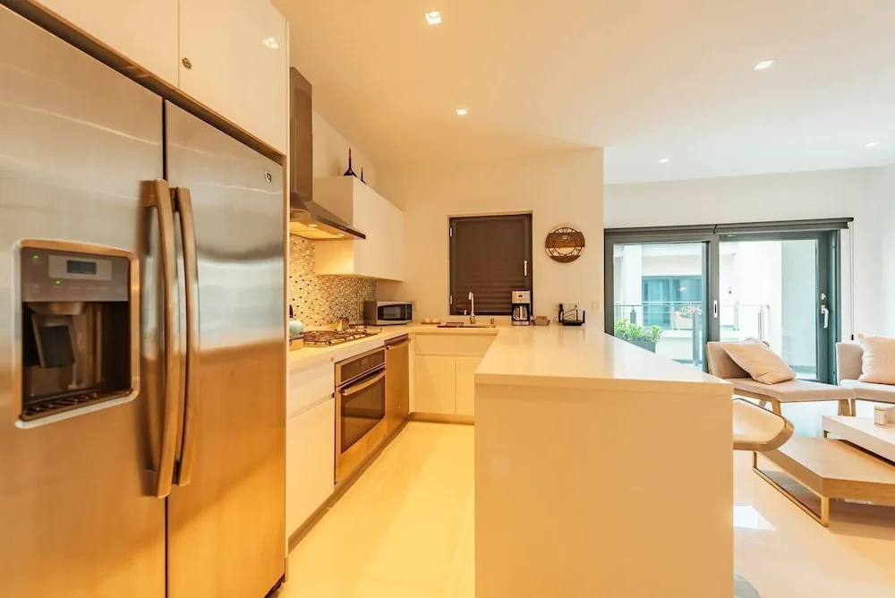 Waykiri Luxury Apartment, Unit A-13
