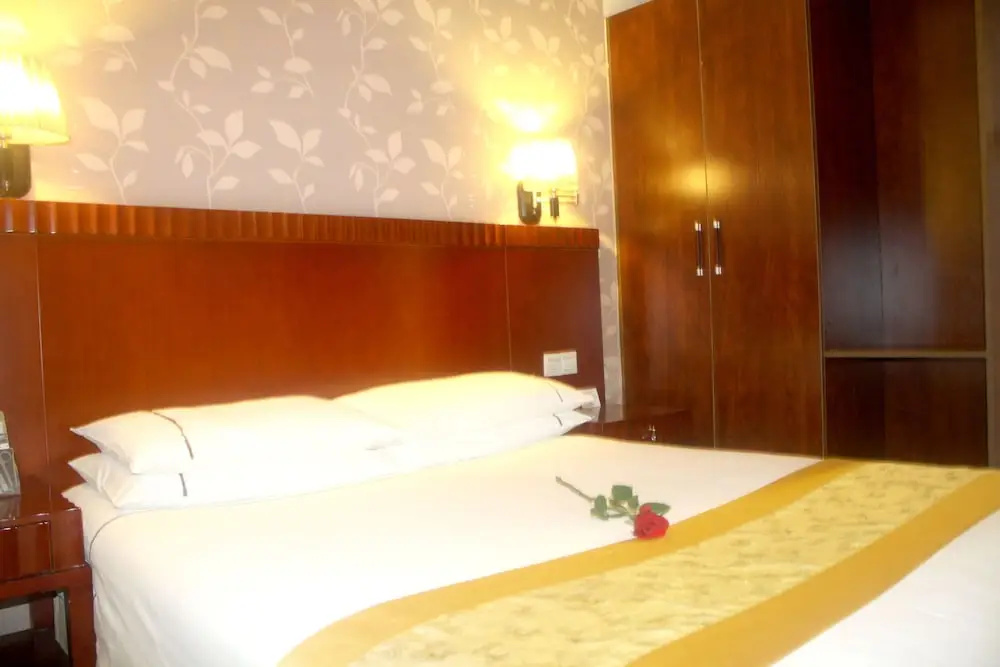Silver Hotel