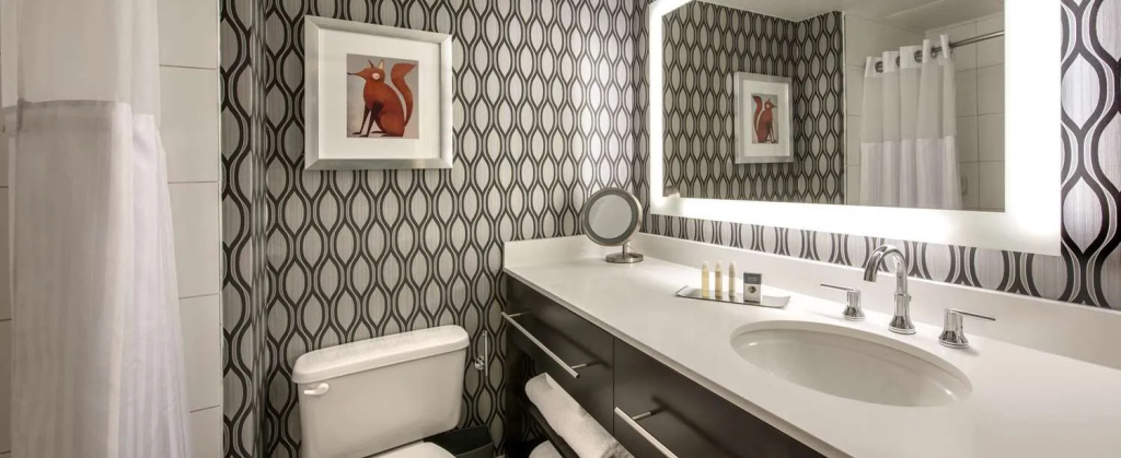 DoubleTree by Hilton Hotel Chicago Wood Dale - Elk Grove