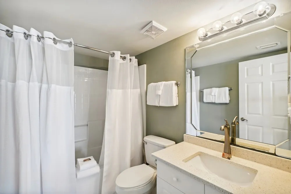 Seacrest 701B is a 2 BR Gulf Front on Okaloosa Island by RedAwning
