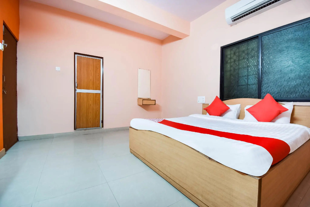 OYO Flagship 69814 Hotel Chandani