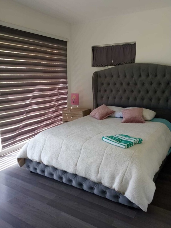 Hermosa Gran Casa con Piscina en Olmue