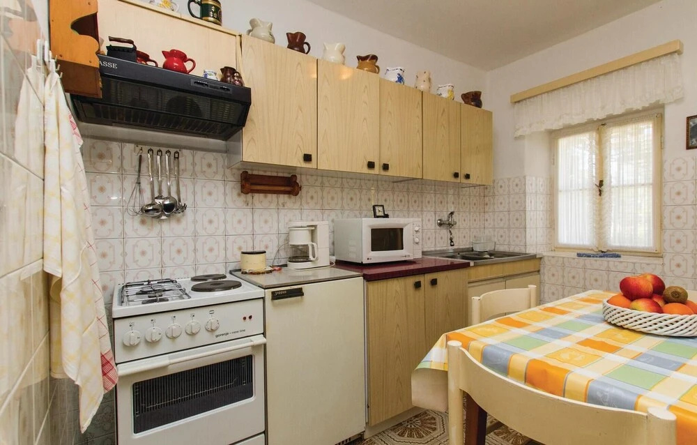 Amazing Home in Labin With 2 Bedrooms and Wifi