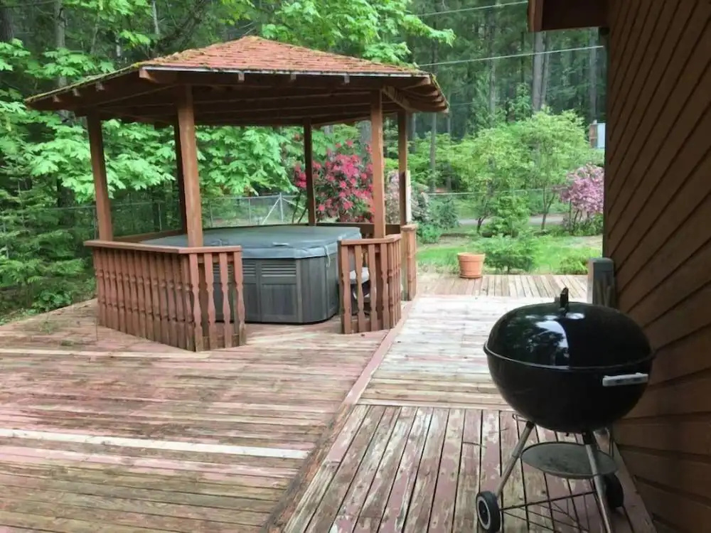 Hopes Cabin