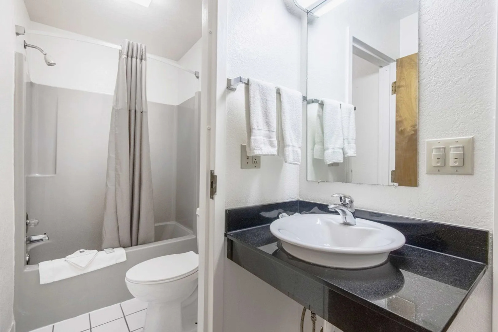 Red Roof Inn Greencastle South – Cloverdale