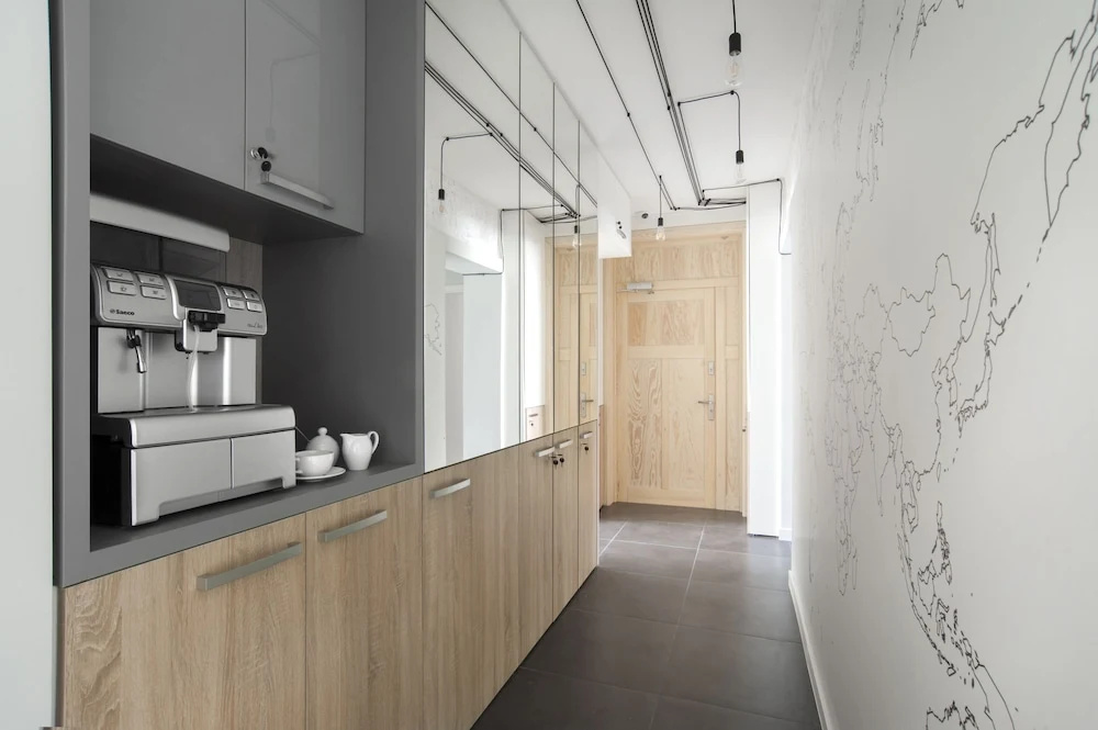 7 Continents Apartments