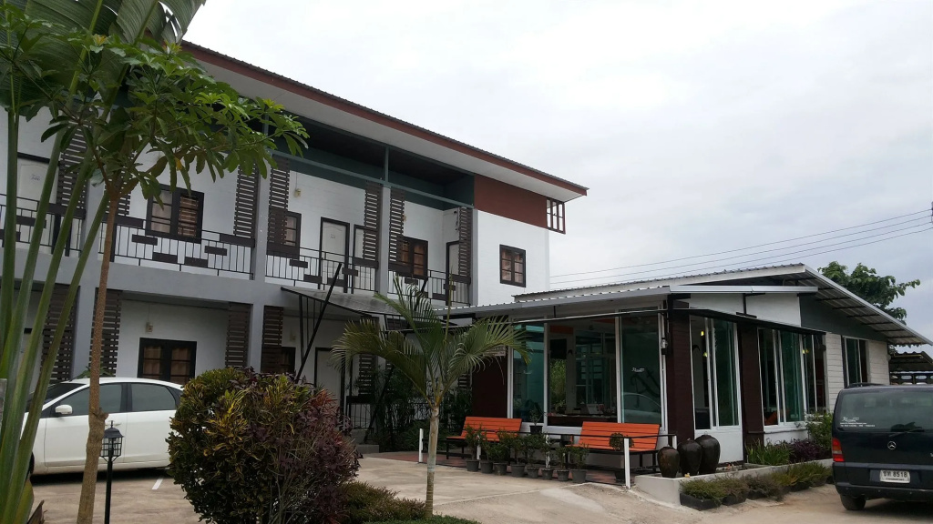 At Chiangrai Resort